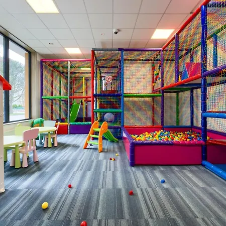 Feniks, Sun & Snow Appartamento